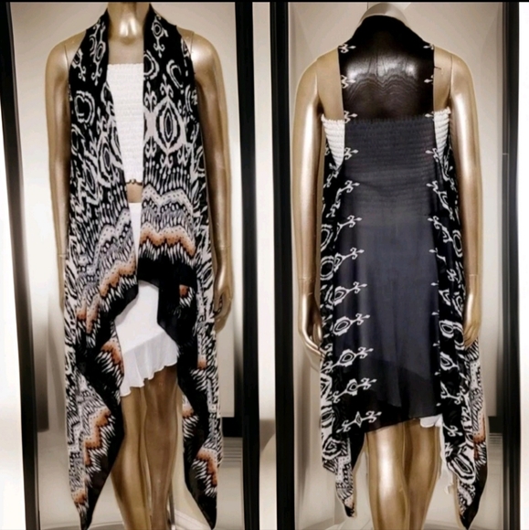 Redvelvetrebel Tops - NWT Black Sheer Bohemian Print Long Sleeveless Kimono Vest